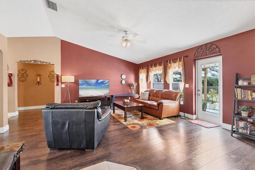 Picture of 4211 Kingsfield Drive, Parrish FL 34219