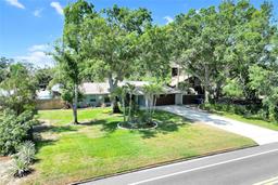 Picture of 1220 Pinellas Point Drive S, St Petersburg, FL 33705