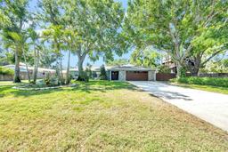 Picture of 1220 Pinellas Point Drive S, St Petersburg, FL 33705