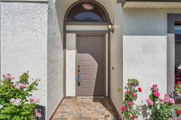 Picture of 98 Lakepointe Circle, Kissimmee, FL 34743