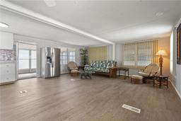 Picture of 94 Southwinds Drive, Sarasota, FL 34231