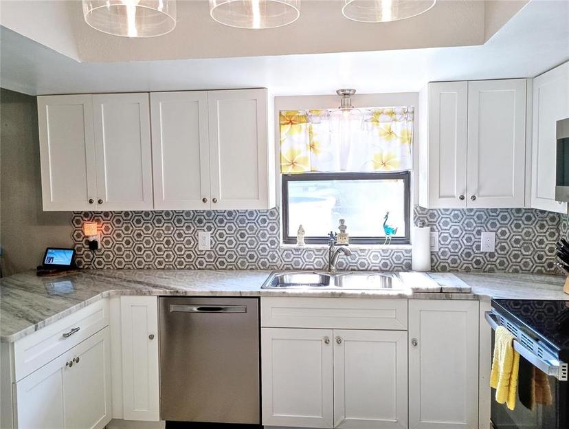 Picture of 4880 E Harvard Drive, Hernando FL 34442