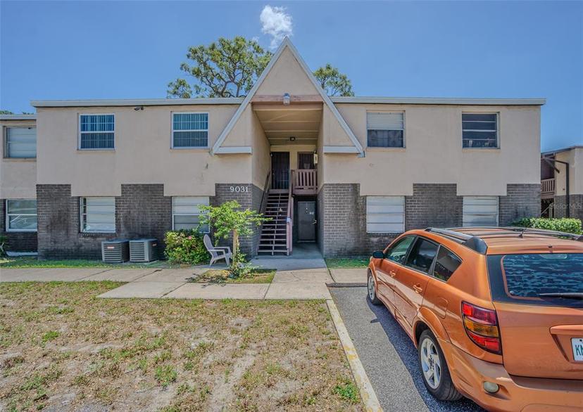 Picture of 9031 Westchester Circle Unit 128, Tampa FL 33604
