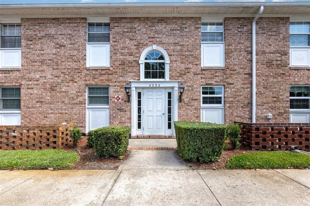 Picture of 4332 Lake Underhill Rd Unit 12D10, Orlando, FL 32803