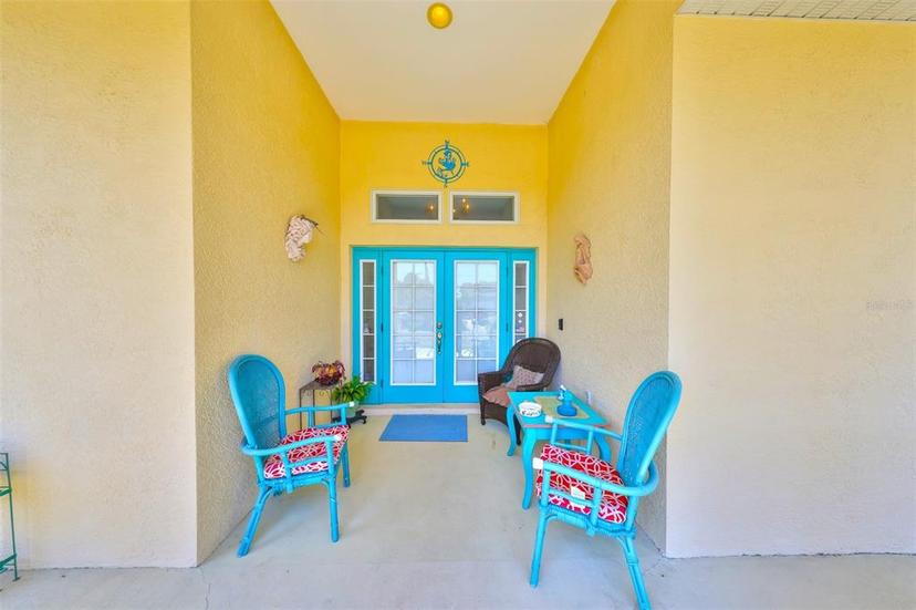 Picture of 732 Kingston Court, Apollo Beach FL 33572