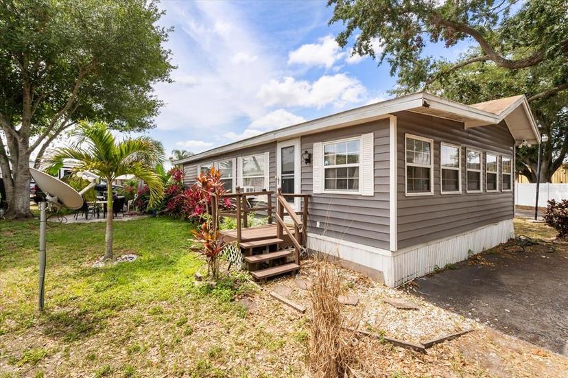 Picture of 2425 Old Vineland Road Unit 139, Kissimmee FL 34746