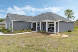 Picture of 72 Fairway Circle, Umatilla, FL 32784