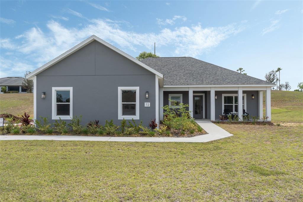 Picture of 72 Fairway Circle, Umatilla, FL 32784