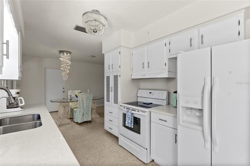 Picture of 13880 Dominica Drive, Seminole FL 33776