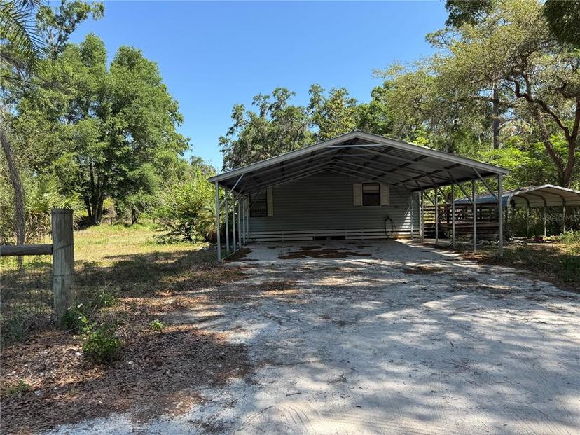 Picture of 4266 County Road 691, Webster FL 33597