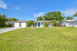 Picture of 3922 Fontainebleau Drive, Tampa, FL 33634