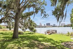 Picture of 320 Lakeview Street Unit 222, Orlando, FL 32804