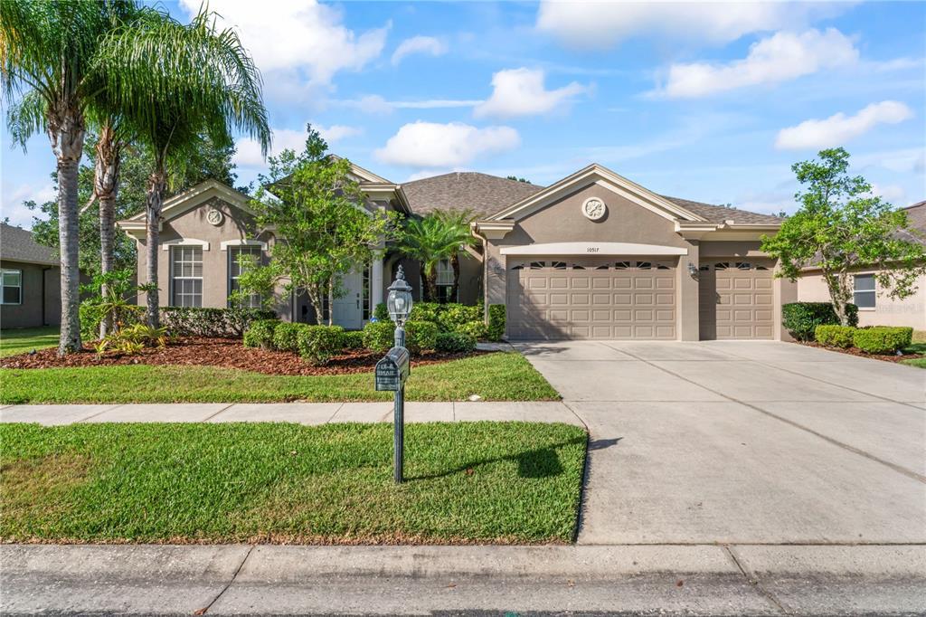 Picture of 10517 Palm Cove Avenue, Tampa, FL 33647