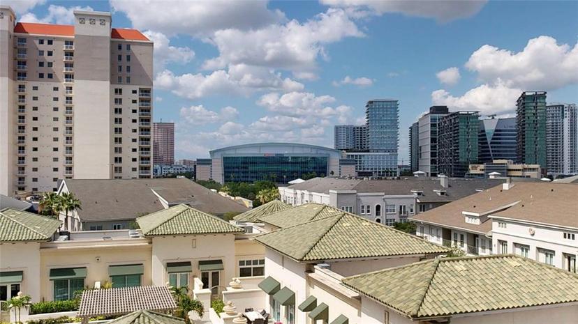 Picture of 450 Knights Run Avenue Unit 703, Tampa FL 33602
