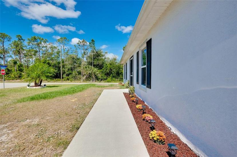 Picture of 7898 Tarabilla Ave, North Port FL 34291