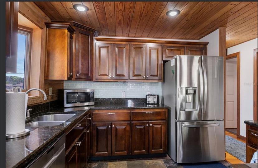 Picture of 5341 Circle Drive, Weeki Wachee FL 34607