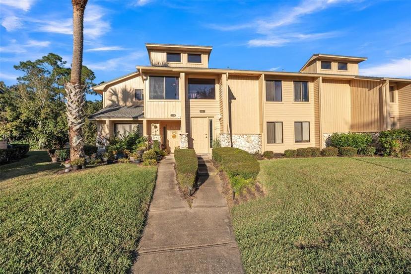 Picture of 133 Blue Heron Drive Unit C, Daytona Beach FL 32119