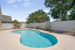 Picture of 1924 Sean Wood Circle, Brandon, FL 33510