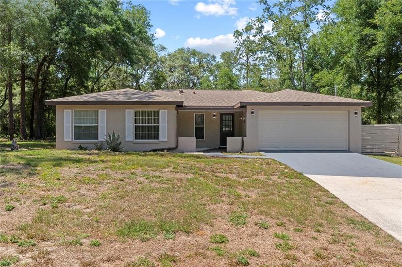 Picture of 1933 W Albury Place Unit 11, Dunnellon FL 34434