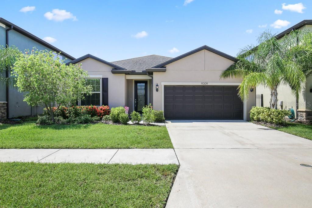 Picture of 9309 Tradewater Oaks Court, Riverview, FL 33578