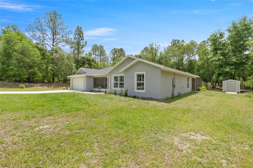 Picture of 9835 SW 207Th Circle, Dunnellon FL 34431