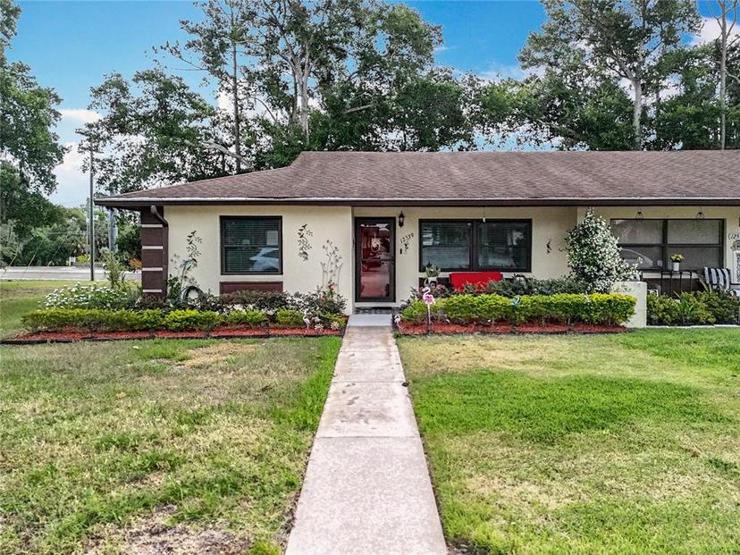 Picture of 12539 Orangewood Court, Tavares FL 32778