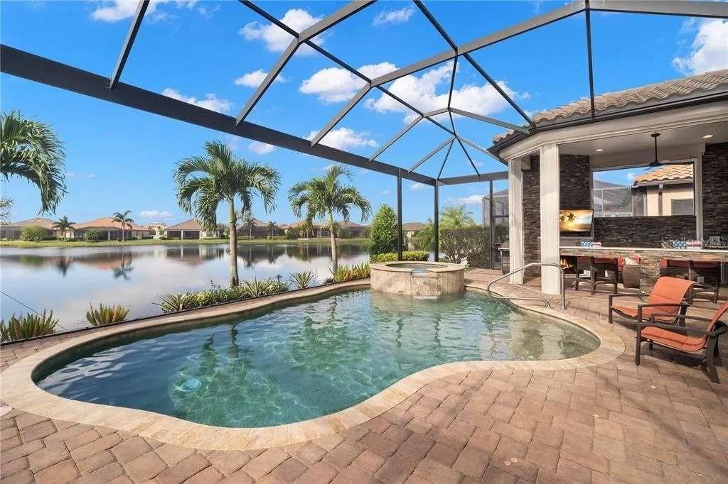 Picture of 13208 Malachite Drive, Bradenton, FL 34211