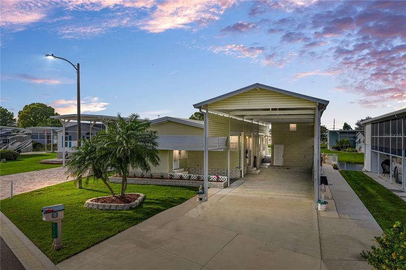 Picture of 5130 Island View Circle N, Polk City FL 33868