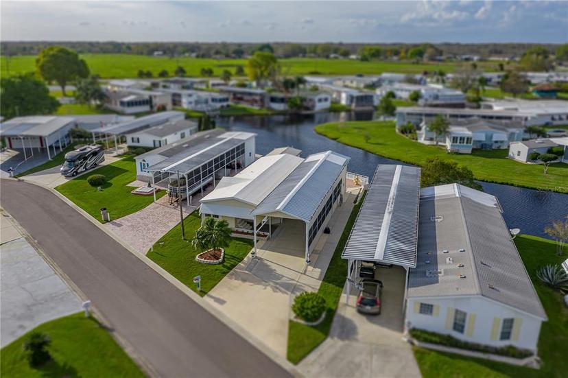 Picture of 5130 Island View Circle N, Polk City FL 33868