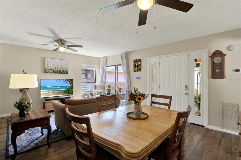 Picture of 5137 Springwood Drive, Tampa FL 33624