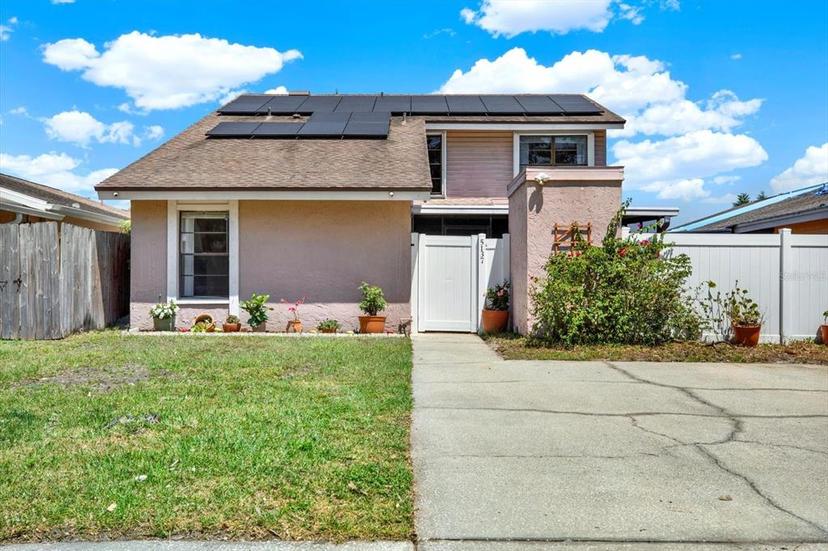 Picture of 5137 Springwood Drive, Tampa FL 33624