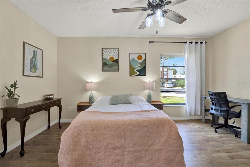 Picture of 5137 Springwood Drive, Tampa FL 33624