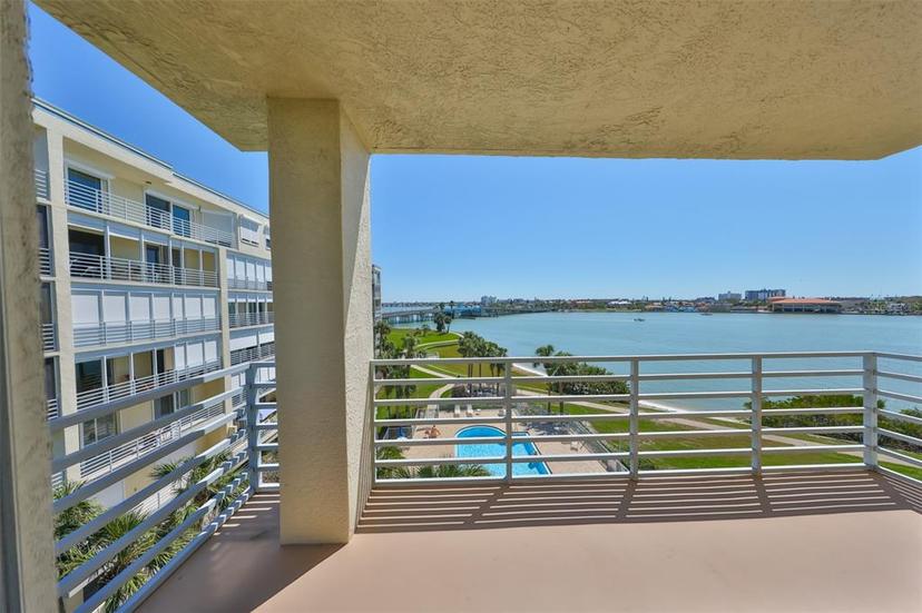 Picture of 7882 Sailboat Key Boulevard S Unit 401, South Pasadena FL 33707