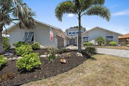 Picture of 238 Lookout Point Drive, Osprey, FL 34229