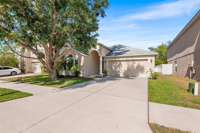 Picture of 1216 Myopia Hunt Club Drive, Auburndale FL 33823