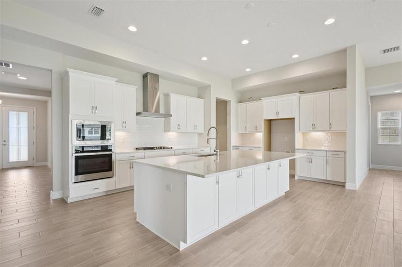 Picture of 5194 Everlong Drive, Apollo Beach FL 33572