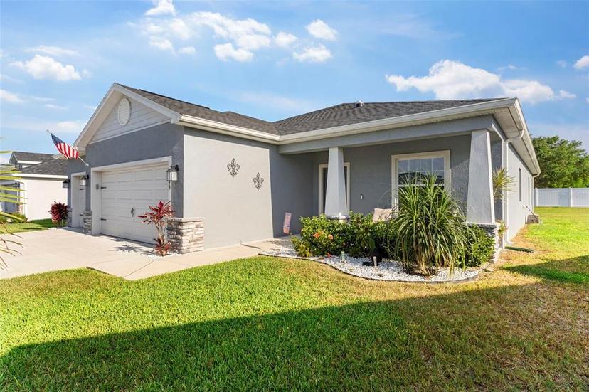 Picture of 1045 Montgomery Lane, Polk City FL 33868