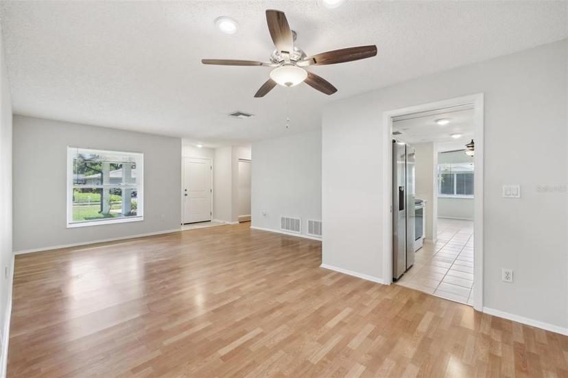 Picture of 1605 W Dorchester Drive, Palm Harbor FL 34684