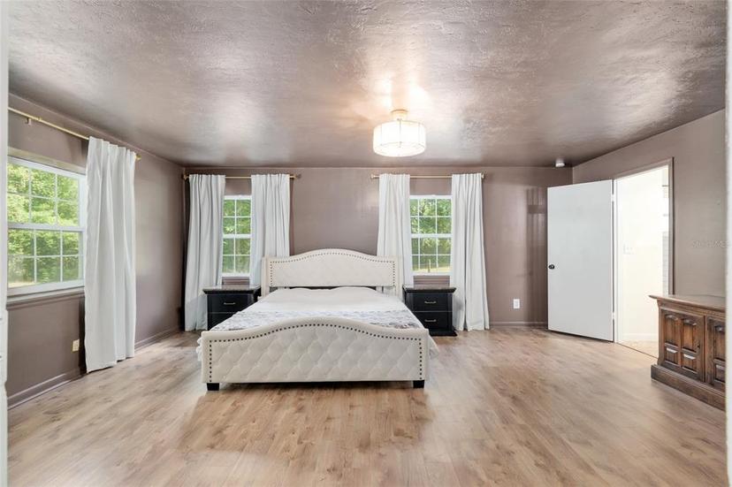 Picture of 18341 NW 142Nd Court Road, Williston FL 32696