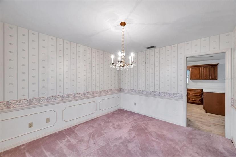 Picture of 111 W Anglewood Drive, Brandon FL 33511