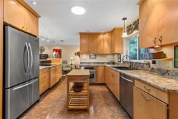 Picture of 2036 NW 17Th Lane, Gainesville, FL 32605