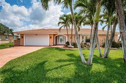 Picture of 11625 5Th Street E, Treasure Island, FL 33706
