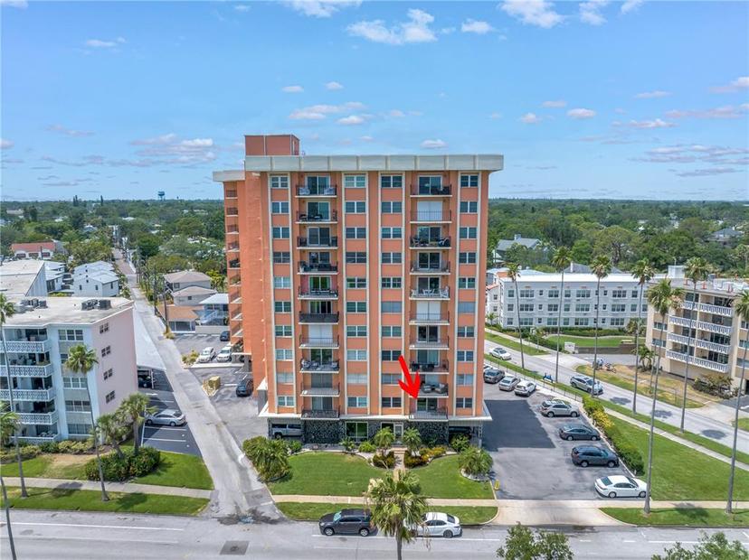 Picture of 1120 NORTH Shore Drive Ne Unit 201, St Petersburg FL 33701