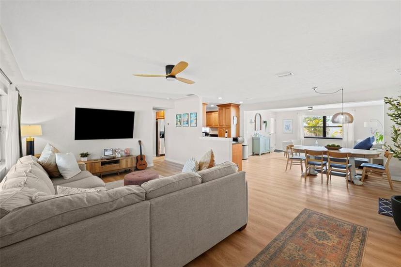 Picture of 2250 64Th Street N, St Petersburg FL 33710