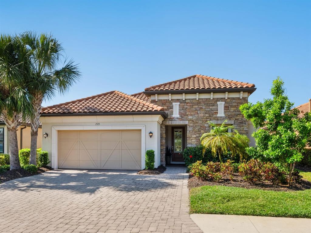 Picture of 2525 Vaccaro Drive, Sarasota, FL 34231