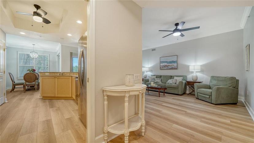 Picture of 5283 Descanso Court Unit 101B18, Sarasota FL 34238