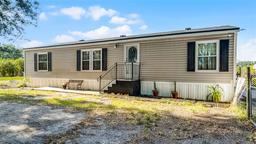 Picture of 8218 Pine Island Road, Clermont, FL 34711