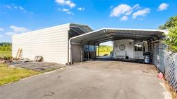 Picture of 8218 Pine Island Road, Clermont, FL 34711