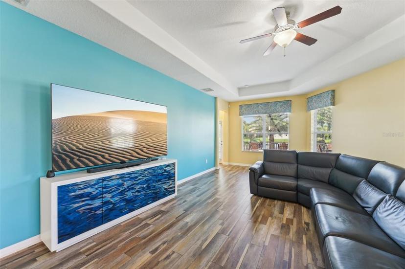 Picture of 2417 Cumberland Cliff Drive, Ruskin FL 33570