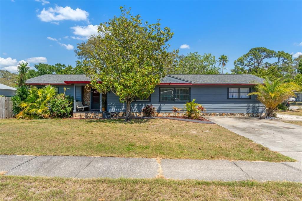 Picture of 800 N Walton Avenue, Tarpon Springs, FL 34689